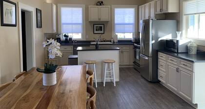 Blue Mist Victorian 5bed/2bath Victorian Gem