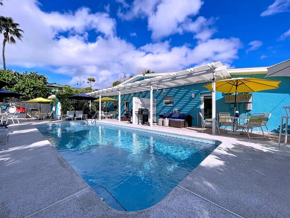 Outdoor pool, a heated pool