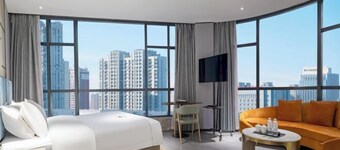 Danjiangkou Guanlan International Hotel（Hanjiang Avenue storefront）