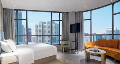 Danjiangkou Guanlan International HotelïŒHanjiang Avenue storefrontïŒ