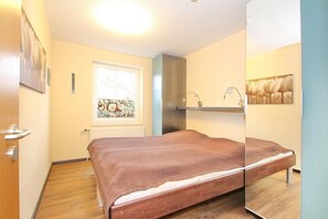 2 bedrooms, iron/ironing board, WiFi - Am Elchgrund Im Brook 9 Apartment 7 - Am Elchgrund, im Brook 9 (Timmendorfer Strand)