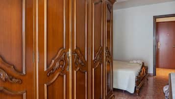 3 chambres, lit parapluie, Wi-Fi gratuit, draps fournis