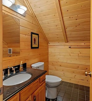 Shower, jetted bath, towels