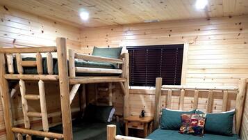 5 bedrooms, iron/ironing board, free WiFi, bed sheets
