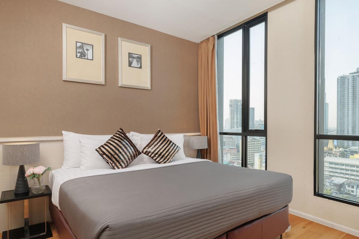 Superior Room, 1 Bedroom | 1 bedroom, in-room safe, iron/ironing board, bed sheets