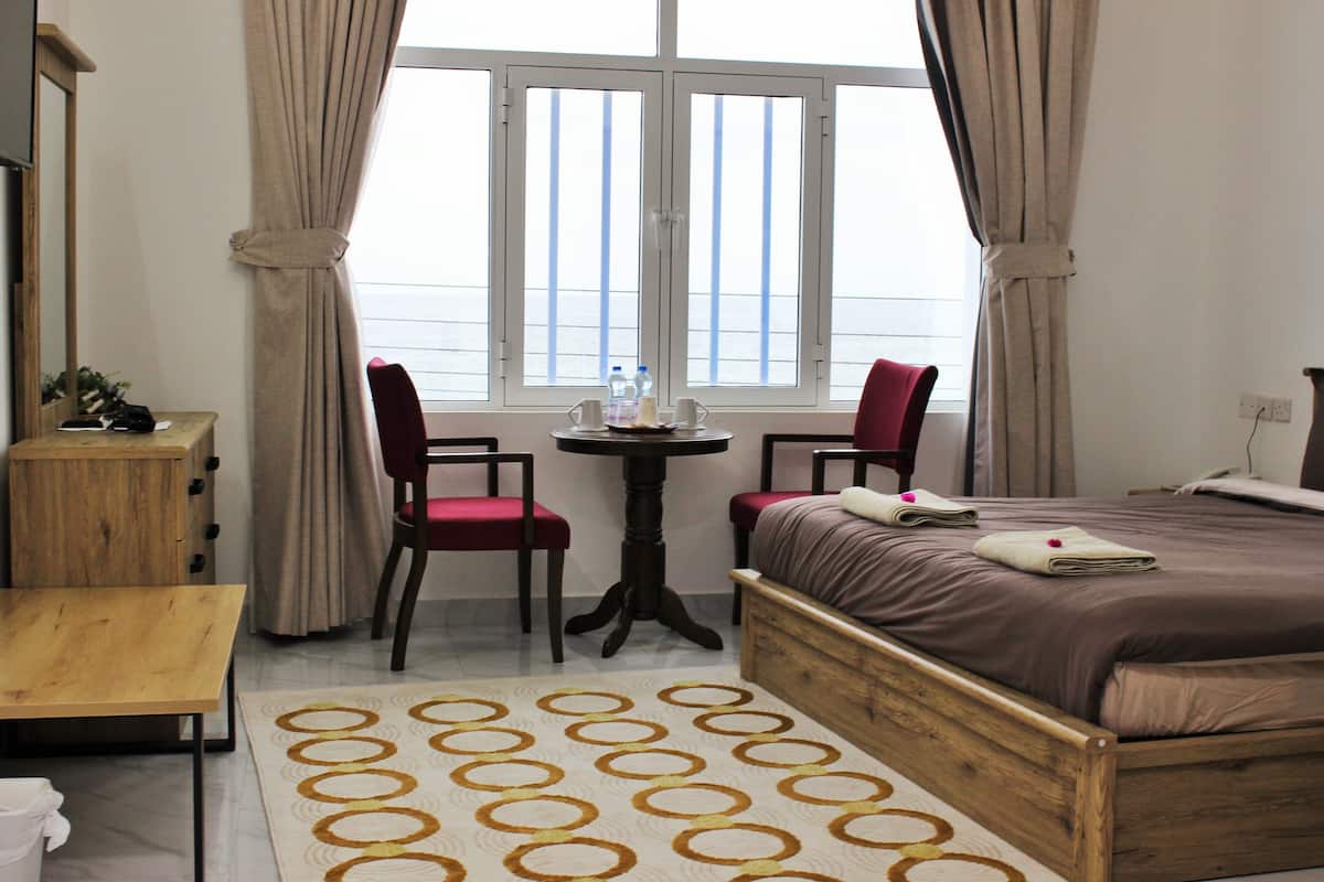 Double Room with Sea View | Iron/ironing board, free WiFi, bed sheets