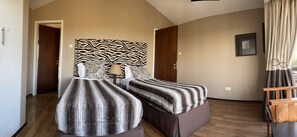 4 bedrooms, desk, iron/ironing board, free WiFi