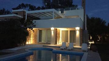 Villa, 5 Bedrooms, Private Pool, Garden View | Pool | Outdoor pool