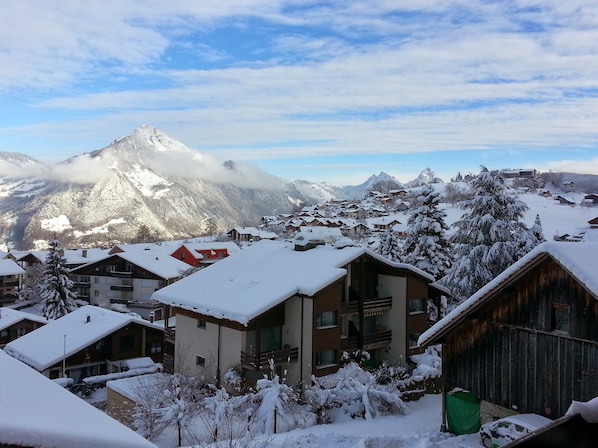Apartment, 3 Bedrooms, Smoking, Balcony | View from property