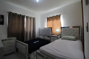 2 bedrooms