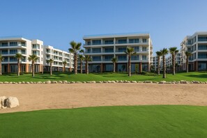 Exterior - Luxurious Chalet With Garden View in Port Said Governorate (Al-Manasrah)