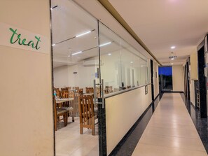 Breakfast, lunch, dinner served; international cuisine  - Zip By Spree Hotels Brookefield (Bengaluru)