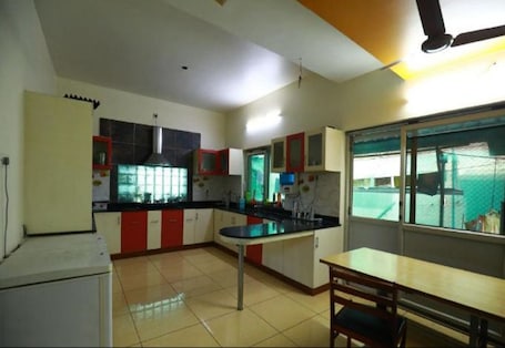 Family Room | In-room dining