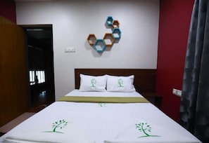 Deluxe-Zimmer | Hochwertige Bettwaren, kostenloses WLAN, Bettwäsche