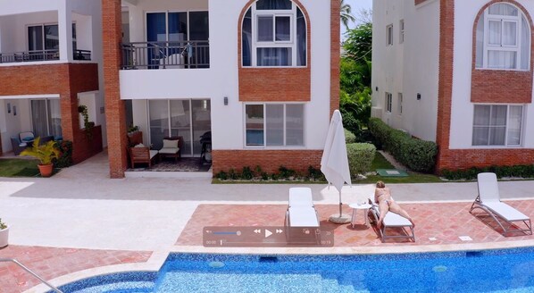 Pool - Walking Distance To Beach New 2 Bedroom Condo (Punta Cana)