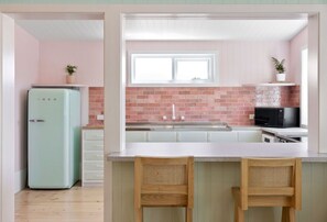 Private kitchen - The Pink Lodge (Lorne)