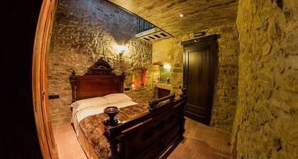 Medieval Fortress La Manyosa: Entire Place Rental