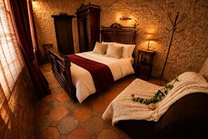 6 chambres, bureau, Wi-Fi gratuit, draps fournis
