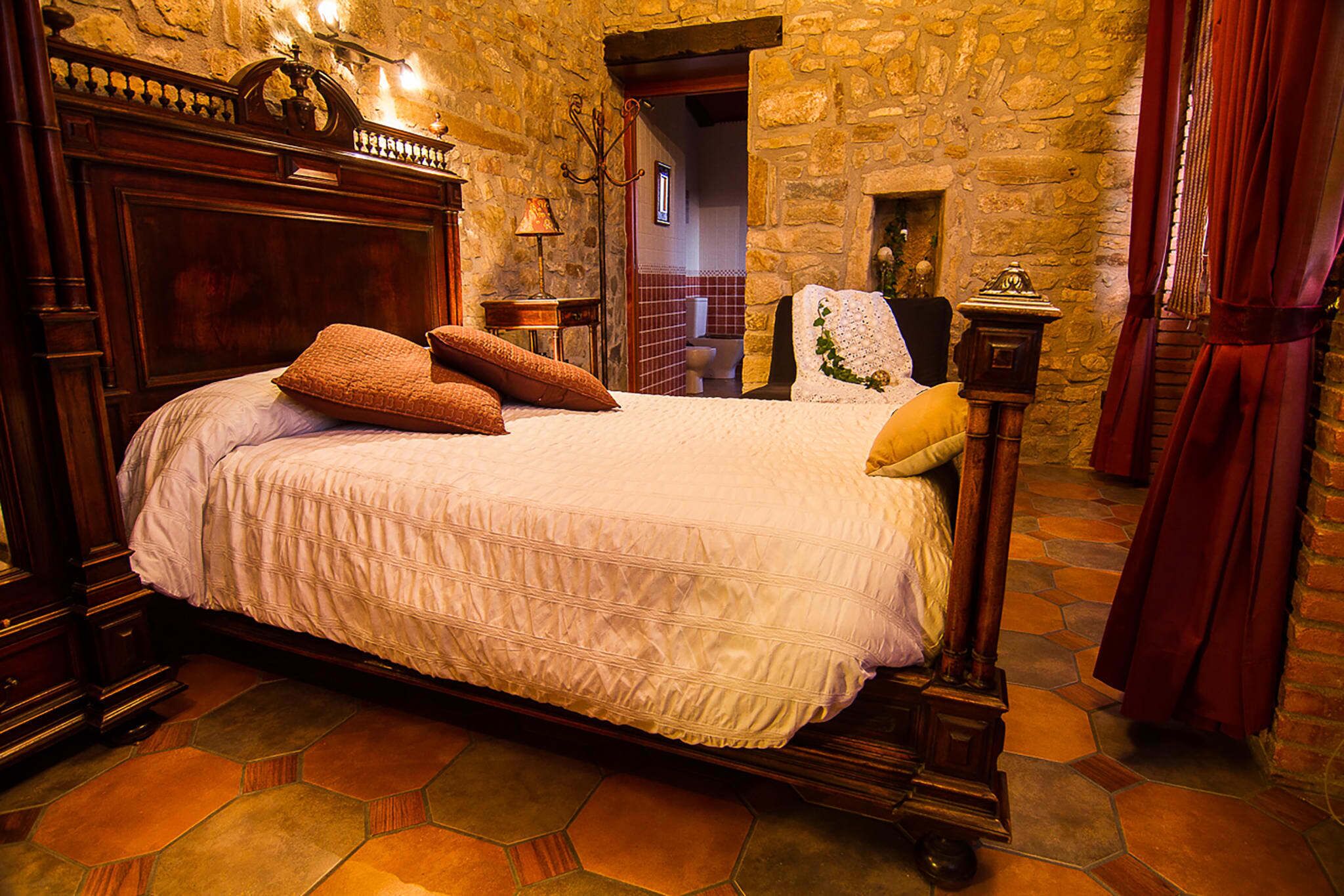 6 bedrooms
