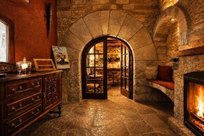 Interior - Fortress rental near Barcelona (granera)