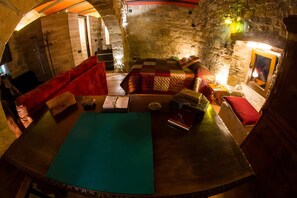 Interior - Fortress rental near Barcelona (granera)