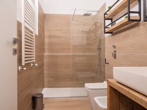 Bathroom - The Best Rent- Flat near CinqueGiornate (Milan)