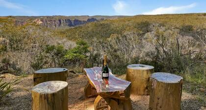 Canyon Cottage ~ ~ Majestic view Newly Renovated