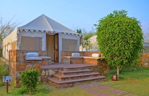 In-room safe, desk, free WiFi, bed sheets - Sultan Bagh Ranthambore (Sawai Madhopur)