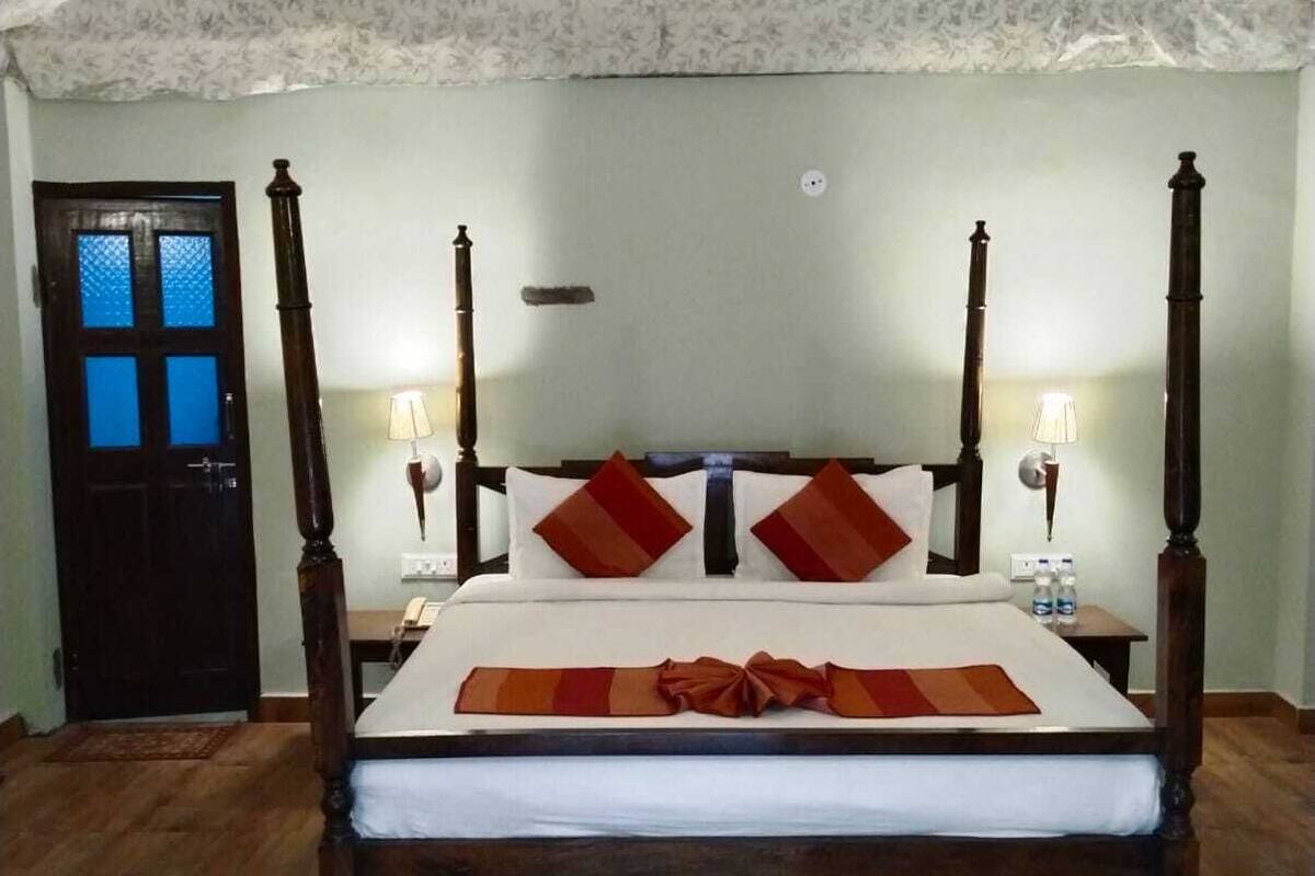 1 bedroom, in-room safe, desk, free WiFi