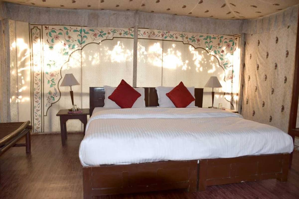 1 bedroom, in-room safe, desk, free WiFi