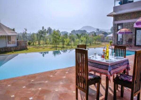 Outdoor pool - Sultan Bagh Ranthambore (Sawai Madhopur)