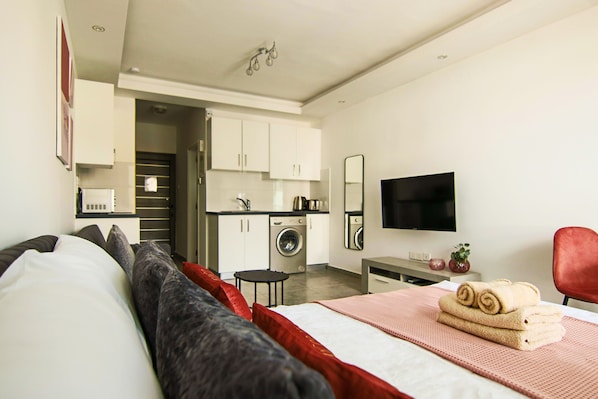 Luxury Studio | Private kitchen