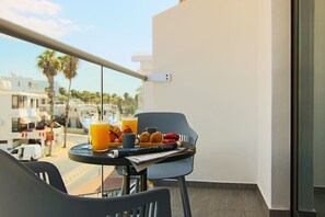 Exterior - Phaedrus Living Seaside Flat Athina 115 (Paphos)
