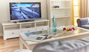 Free minibar, in-room safe, individually decorated - Pierspeicher Boardinghouse (Kappeln)