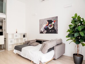 Living area - The Best Rent-Flat in Crescenzago area (Milan)