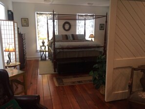 1 bedroom, desk, iron/ironing board, free WiFi