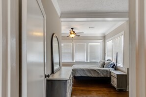 8 chambres, fer et planche Ă repasser, Wi-Fi, draps fournis