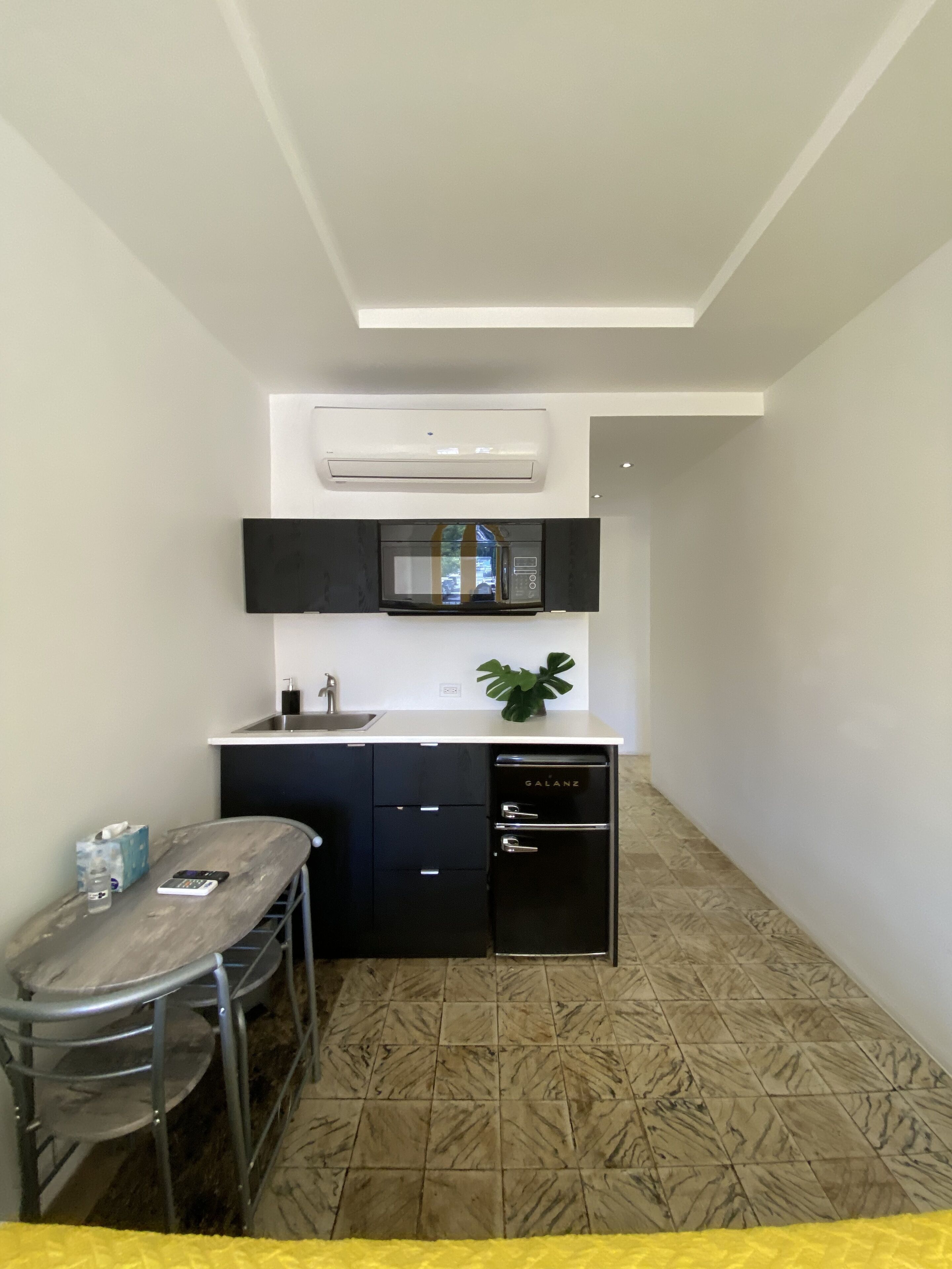 double room | private kitchenette | mini-fridge, microwave