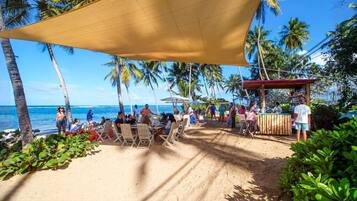 Beach nearby, beach towels