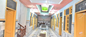 玫瑰宫殿酒店&餐厅