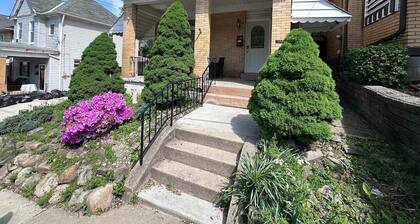 Classy 4bed 2 bath Mt Washington