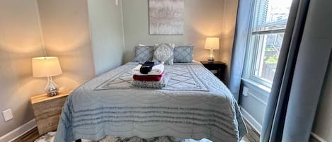 4 bedrooms, desk, iron/ironing board, free WiFi