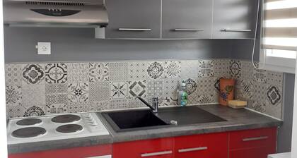 Appartement de 43 mÂČ avec balcon Ă  80 m de la plage de Saint Jean de Monts