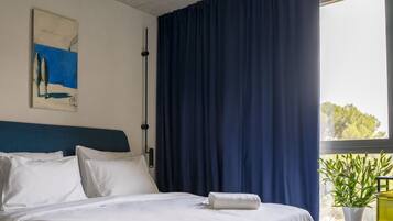 1 chambre, fer et planche Ă repasser, Wi-Fi gratuit, draps fournis