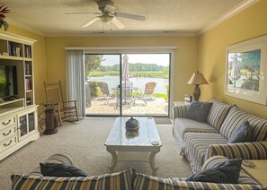 Älytelevisio, kirjoja