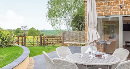 The Old Stables - UK37000