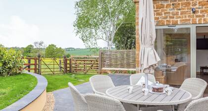 The Old Stables - UK37000