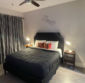 1 soveværelse, skrivebord, strygejern/strygebræt, Wi-Fi