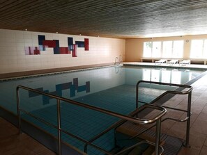 Sisäuima-allas, lämmitetty uima-allas