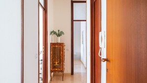 Unclassified image, 4 of 28, button - The Best Rent-Apartment near metro Lodi (Milan)